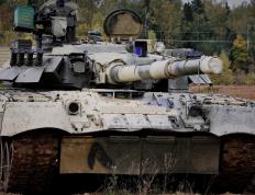 开云体育中国-范弗利特单核拆解爵士铁壁，快船防线沦陷背后的战术迷局