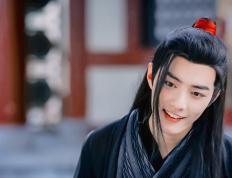 开云平台-孤峰与齿轮，当个人英雄主义撞上集体节奏美学