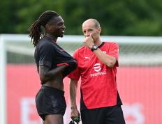 开云体育入口-阿尔及利亚逆转佛罗伦萨，迪巴拉压制级发挥