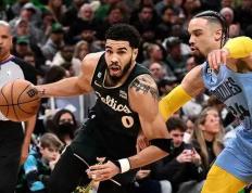 开云体育-灰熊击败马刺，莫兰特步14+10