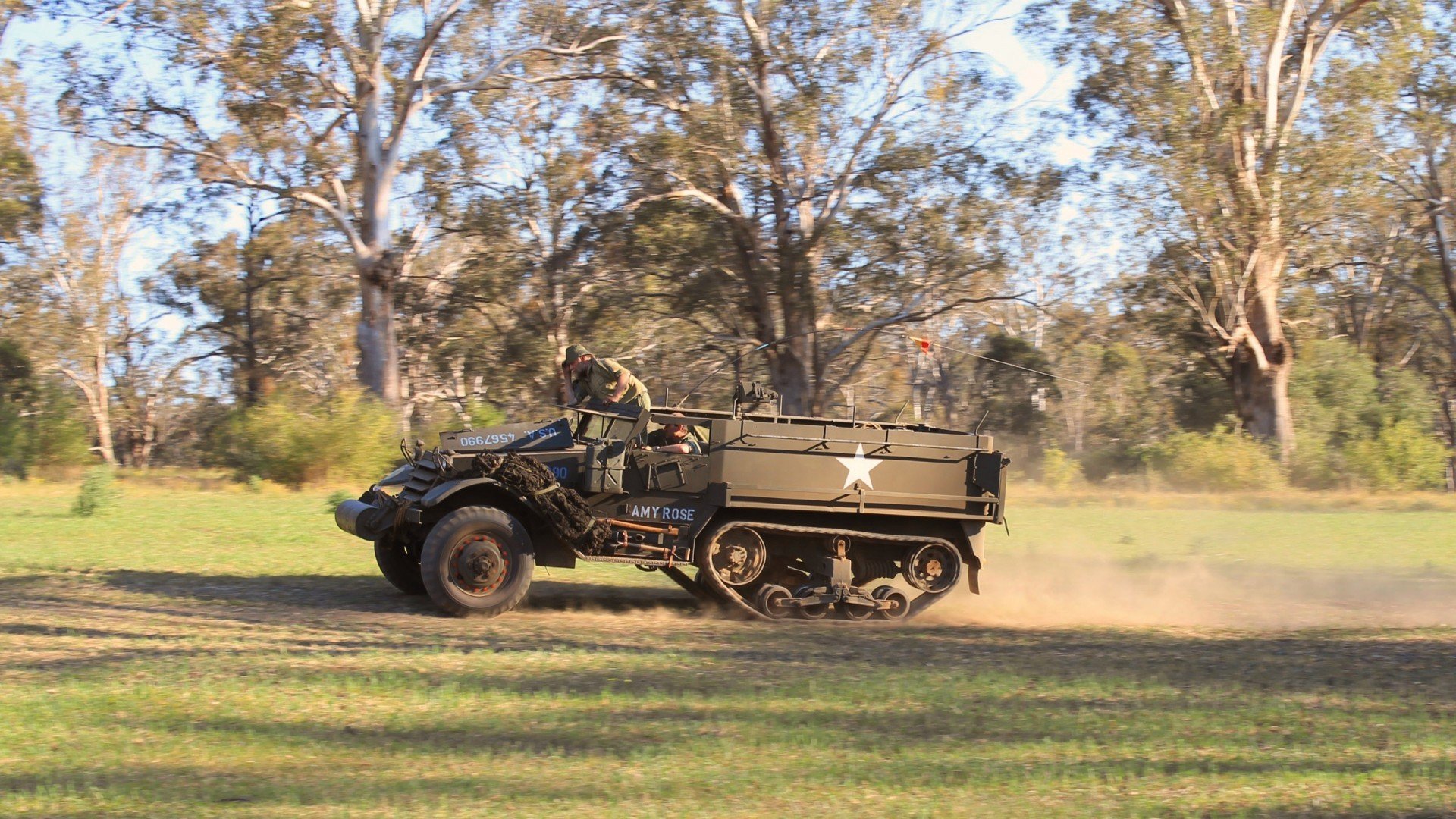开云下载-橙色奇迹与黄色闪电，当压哨绝杀遇见街道赛接管—体育世界里的逆转美学